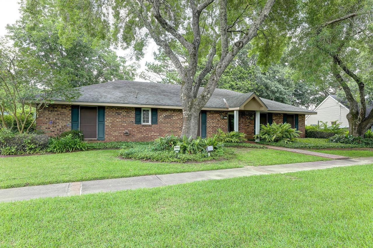 219 Chemin Metairie Rd, Youngsville, LA 70592 Zillow