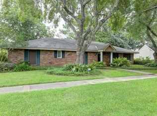 219 Chemin Metairie Rd, Youngsville, LA 70592