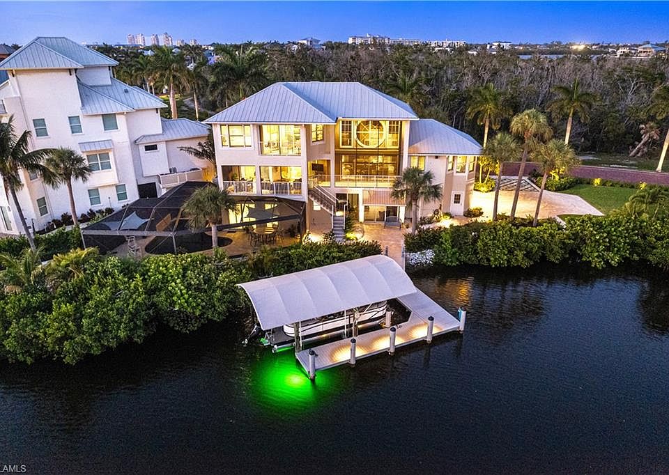 1st image of 225 Bayfront DR
