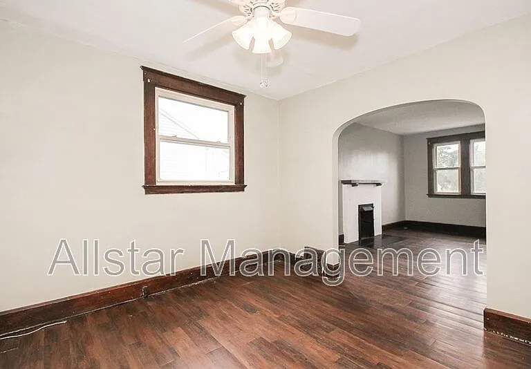 1562 Huguelet St — Photo 11