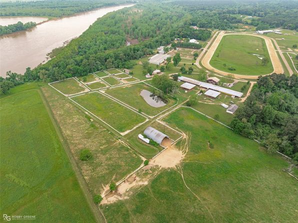 231 Hurricane Bluff Dr, Benton, LA 71006