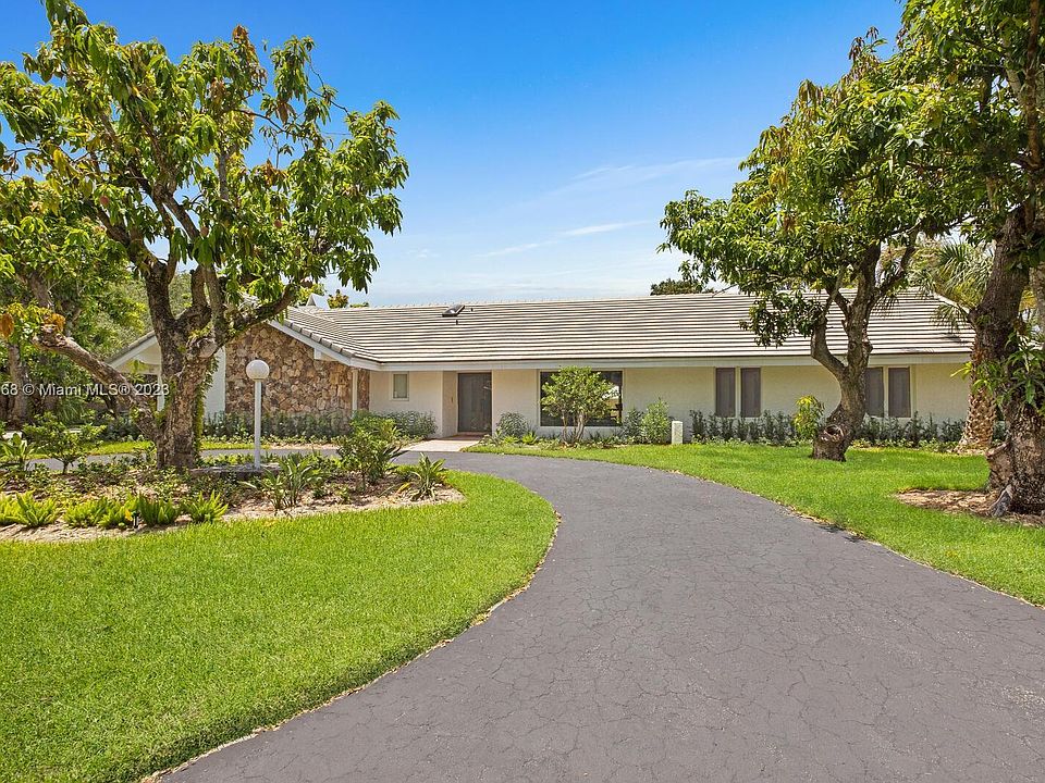 8121 SW 162nd St, Palmetto Bay, FL 33157 MLS A11420568 Zillow