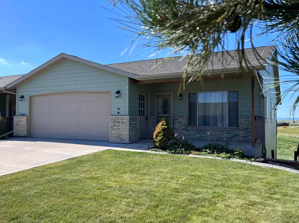 364 Red Rock Cir, Belle Fourche, SD 57717