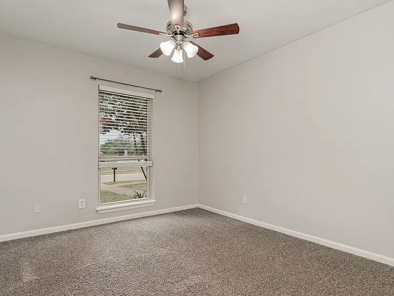 1713 Montana Trl — Photo 23