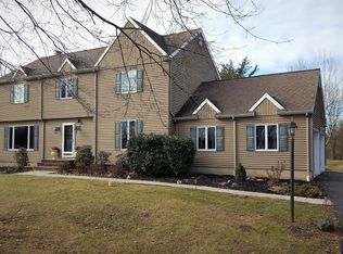 16 N Honeyman Rd, Whitehouse Station, NJ 08889