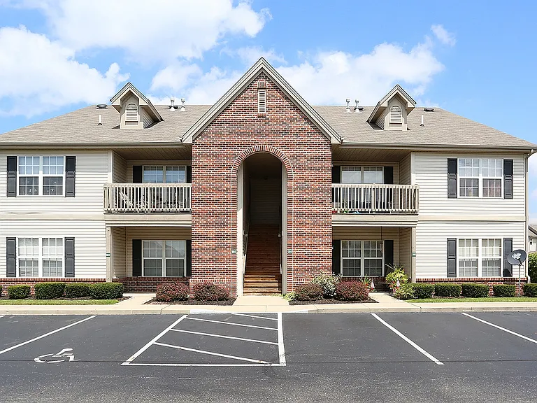 Pickerington-Ridge_Exterior IV