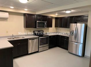 8 Elizabeth Ave APT 1, Bangor, ME 04401