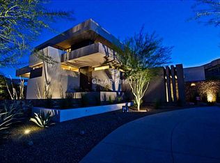 19 Hawk Ridge Dr, Las Vegas, NV 89135