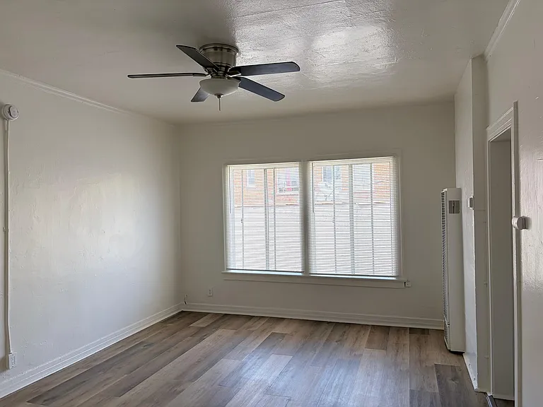 503 Union Dr — Photo 12