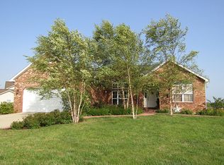 1130 Jacob Dr, Red Bud, IL 62278