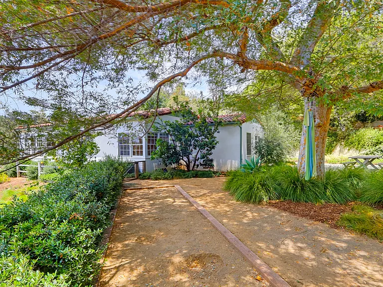 Candace Pl — Photo 47