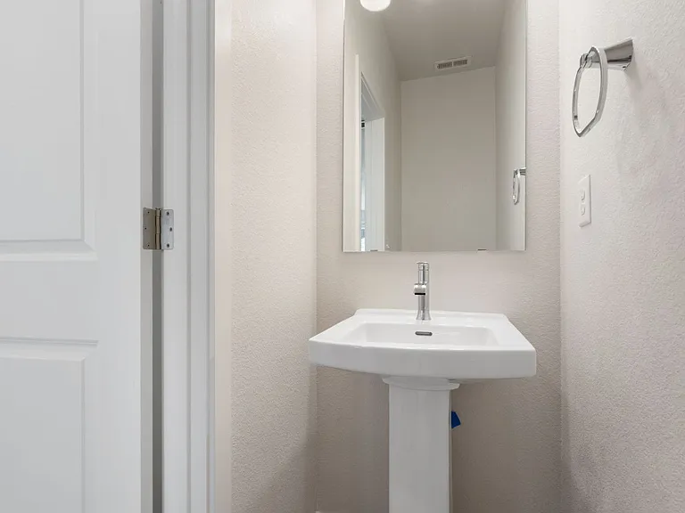 2764 Blue Iris Dr — Photo 11