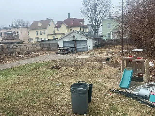 136 Garden St — Photo 12