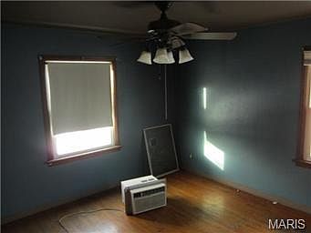 5th image of 5205 Fairview Ave