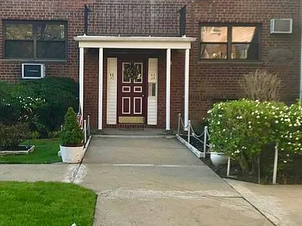 86-28 155th Ave #2, Howard Beach, NY 11414