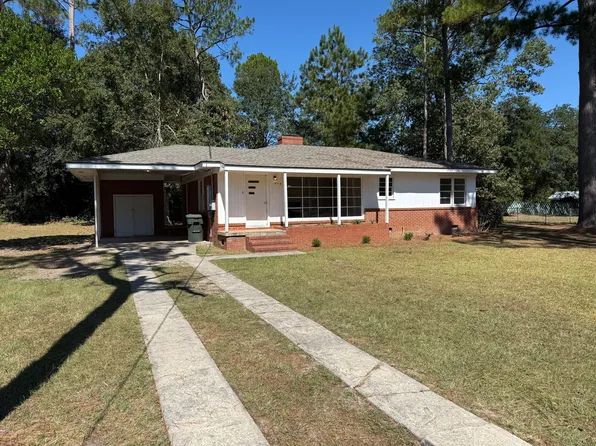 1609 Woodrow Ave, Dublin, GA 31021