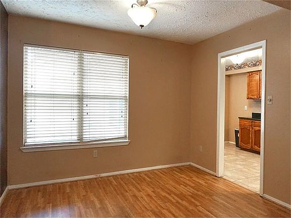 5th image of 14223 Sylvia Dr