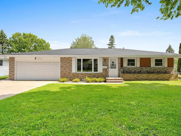 1768 Nancy Ave, Green Bay, WI 54303