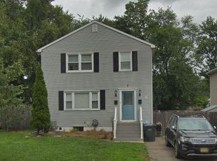 7 Myrtle Ave, Metuchen, NJ 08840