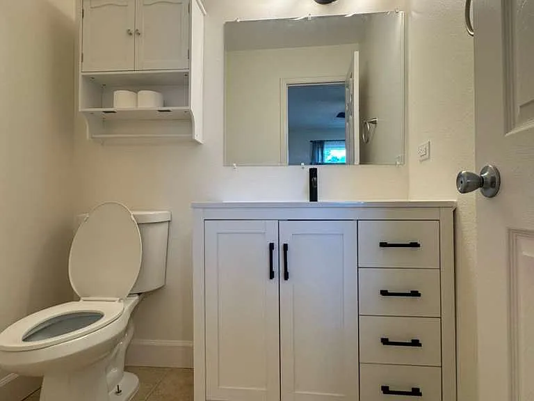 4603 S Lowell Blvd #F — Photo 4
