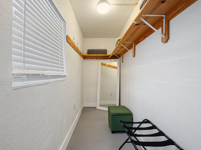 320 Belair Ave — Photo 14