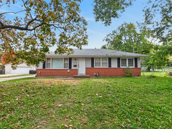 4101 Rose Hedge Dr, Des Moines, IA 50310