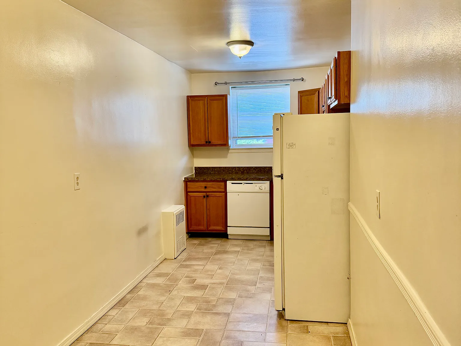 2 bed, $2,395 — Photo 4