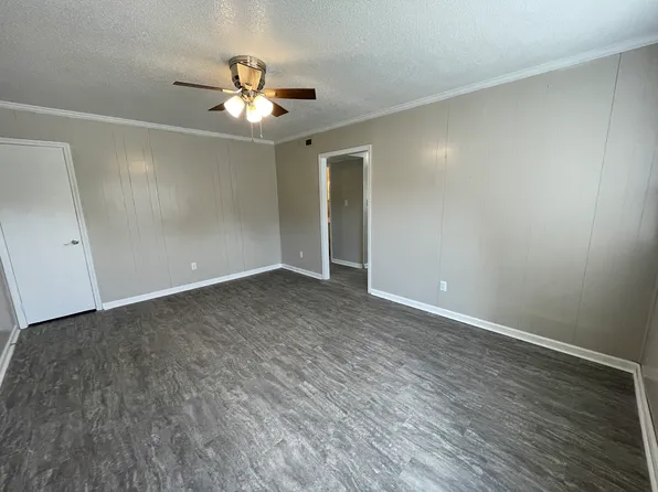 1105 Par Three Dr S #B, Wilson, NC 27893