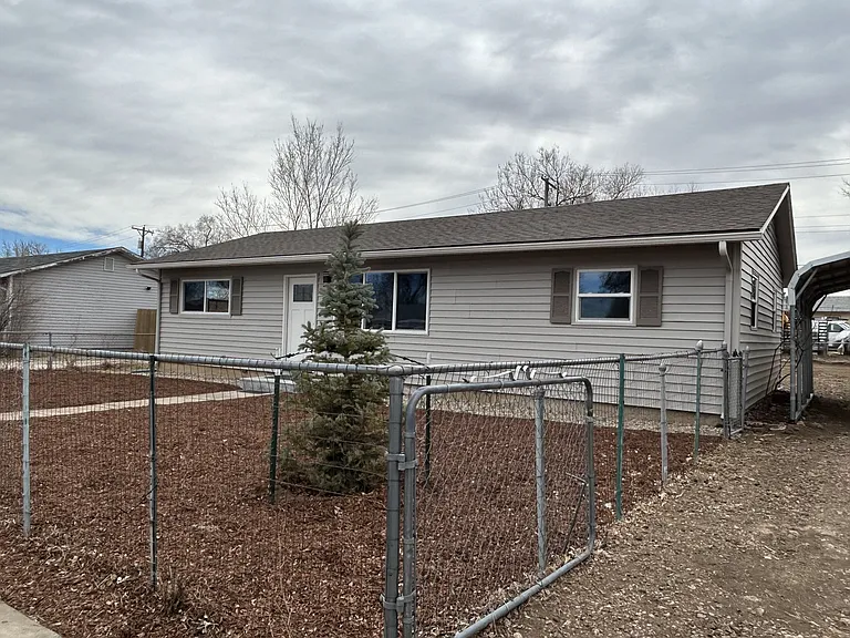 1305 Rockwood Ave — Photo 1