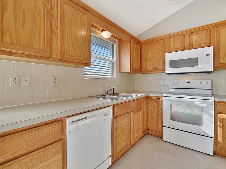 221 S Maize Rd #32 — Photo 15