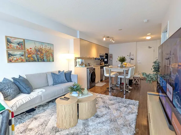 19 Singer Ct, Toronto, ON