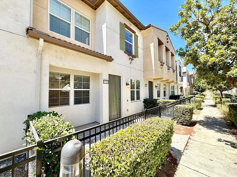 40390 Calle Real — Photo 2