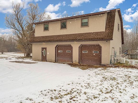 3rd image of 4612 Smith Rd