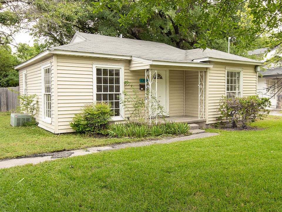 1st image of 1303 E Avenue G