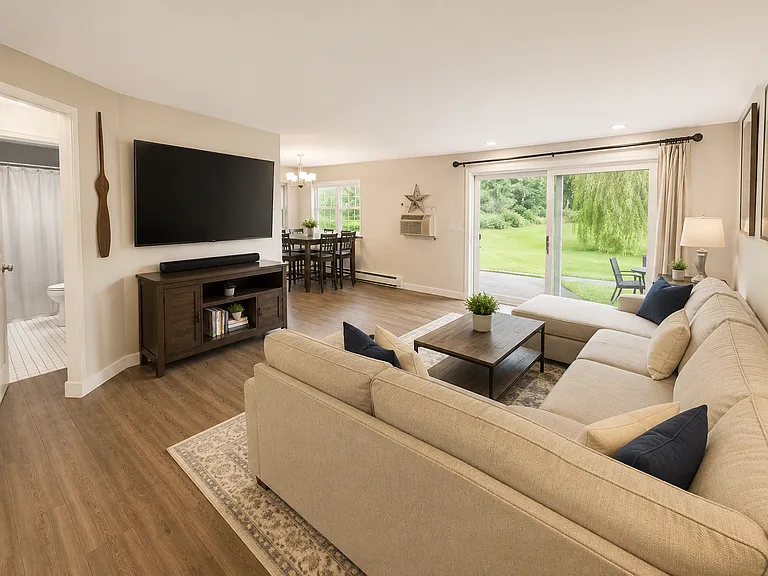 37 Fernview Ave #U-7 — Photo 1