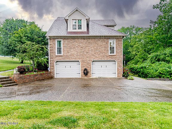 3rd image of 733 Hillcreek Dr