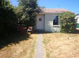 7911 32nd Ave SW, Seattle, WA 98126