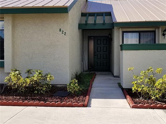 3rd image of 822 SW Monica St