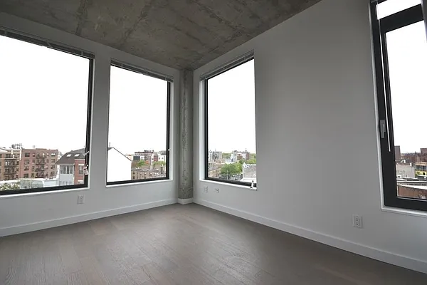 Rented by Bold New York | media 28