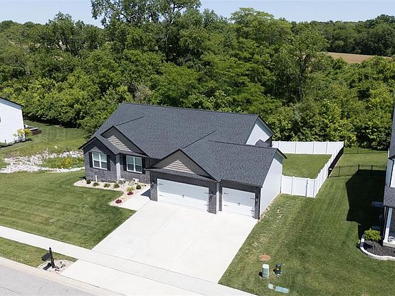 4th image of 6992 Milburn Estates Dr
