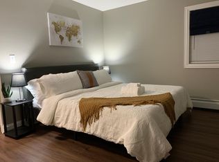 419 S East Ave APT 1A, Oak Park, IL 60302