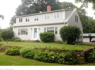 33 Stillman Rd, North Stonington, CT 06359