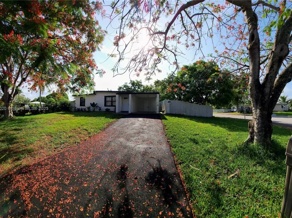 3723 SW 58th Ter, West Park, FL 33023