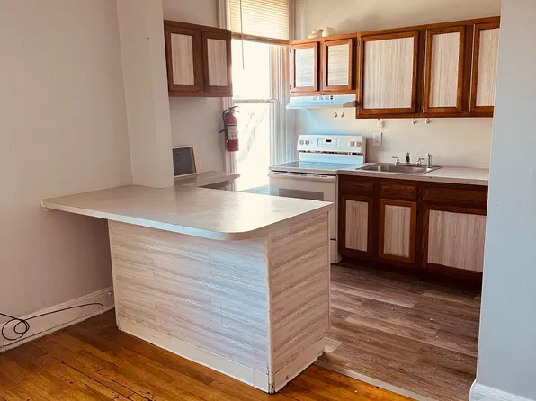 316 N 6th St Floor 2, Allentown, PA 18102