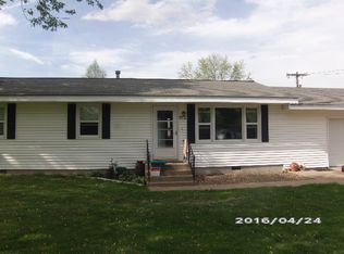 413 W Daniels Ave, Vandalia, MO 63382
