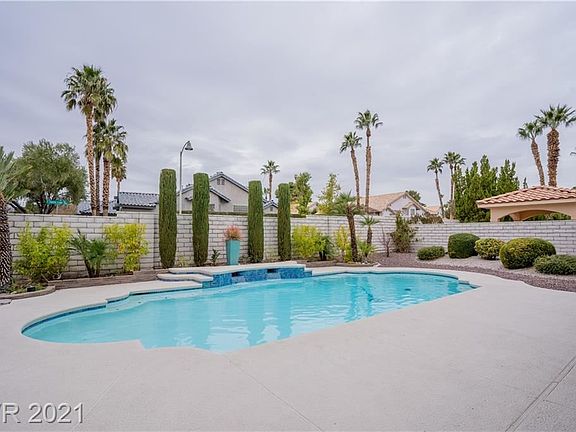 5th image of 2921 Channel Rock Dr