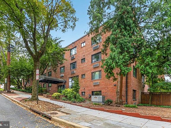 2nd image of 4114 Davis Pl NW APT 118