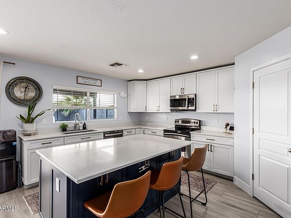 4th image of 3279 E SILVERBELL Road