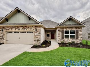 1308 Vermilion Cir, Huntsville, AL 35803