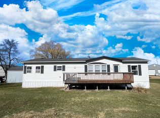 513 N Main St, Sanborn, MN 56083